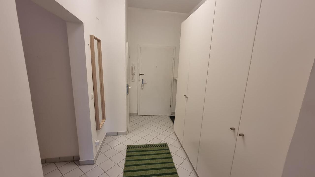 Sunny Apartment Next To Metro 1Br Vienne Extérieur photo