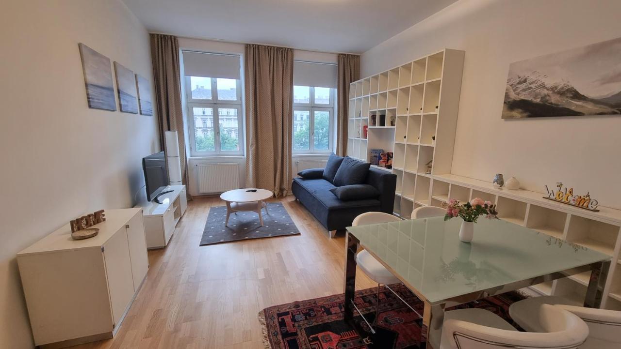 Sunny Apartment Next To Metro 1Br Vienne Extérieur photo